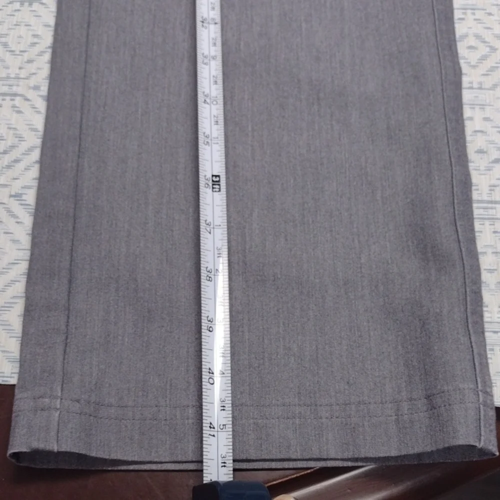 Figs Men's Scrub Pants in Gray